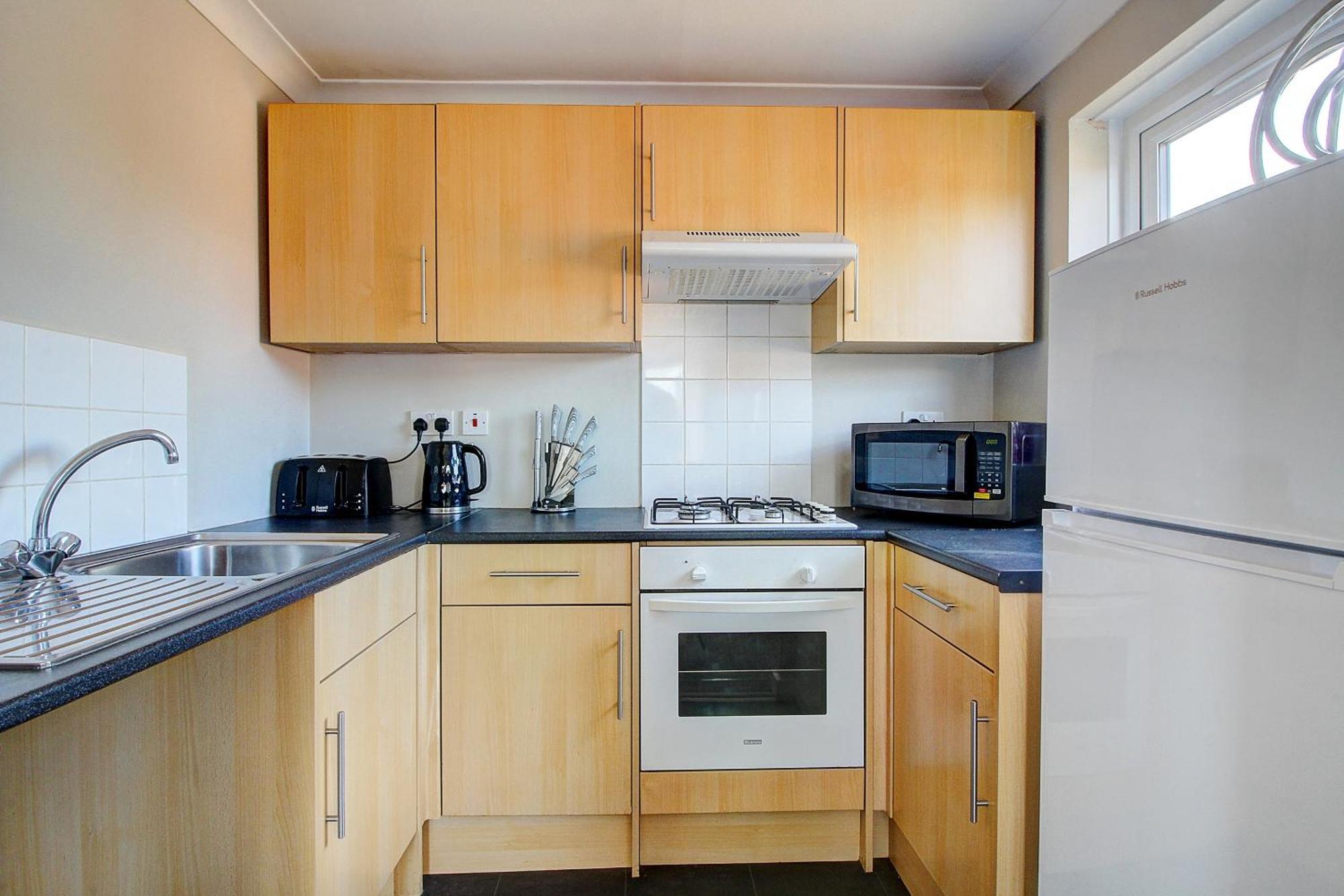 2 Minutes From Mk Central By Car- 2 Bed Apartment - 2 Free Parking Spaces- Hosted By Stayinmk Milton Keynes Exterior photo